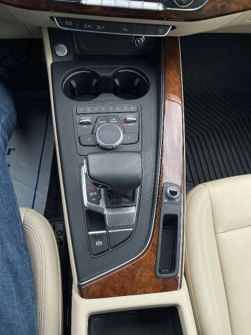 2017 Audi A4 2.0T quattro Premium Plus