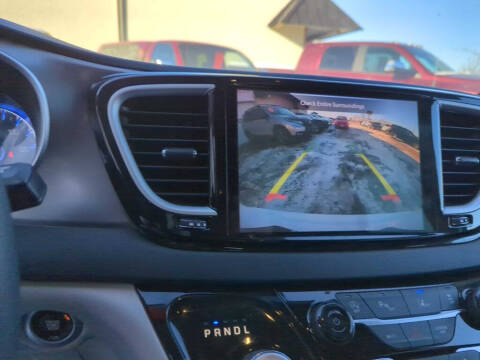 2023 Chrysler Pacifica Touring L