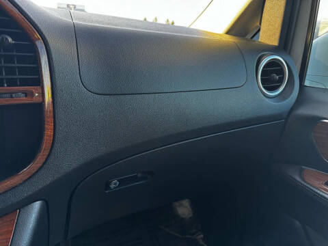 2017 Mercedes-Benz Metris