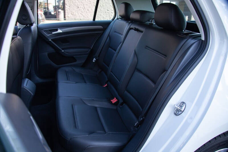 2021 Volkswagen Golf