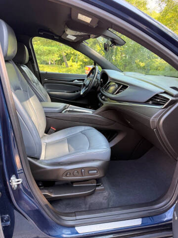 2022 Buick Enclave Premium