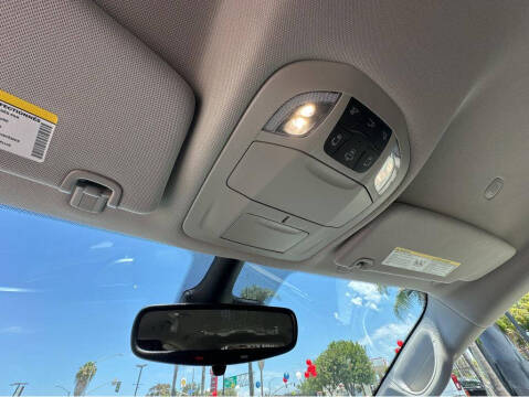 2024 Chrysler Pacifica Plug-In Hybrid