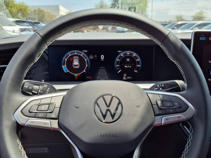 2025 Volkswagen Tiguan SE