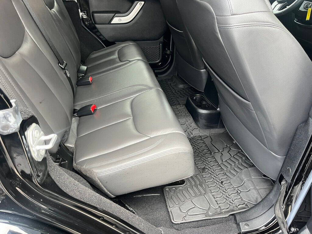 2016 Jeep Wrangler Unlimited 70