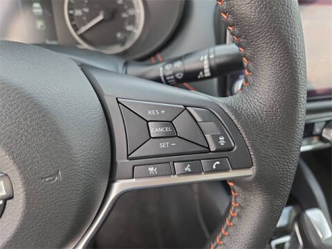 2025 Nissan Versa SR