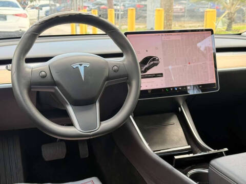 2019 Tesla Model 3 Standard Range