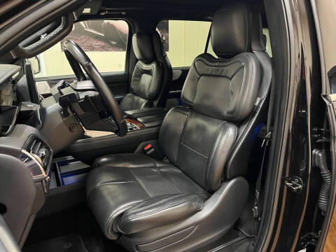 2022 Lincoln Navigator L Reserve