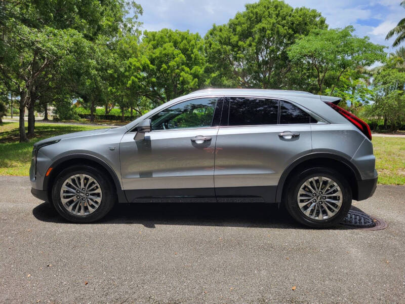 2025 Cadillac XT4 Premium Luxury