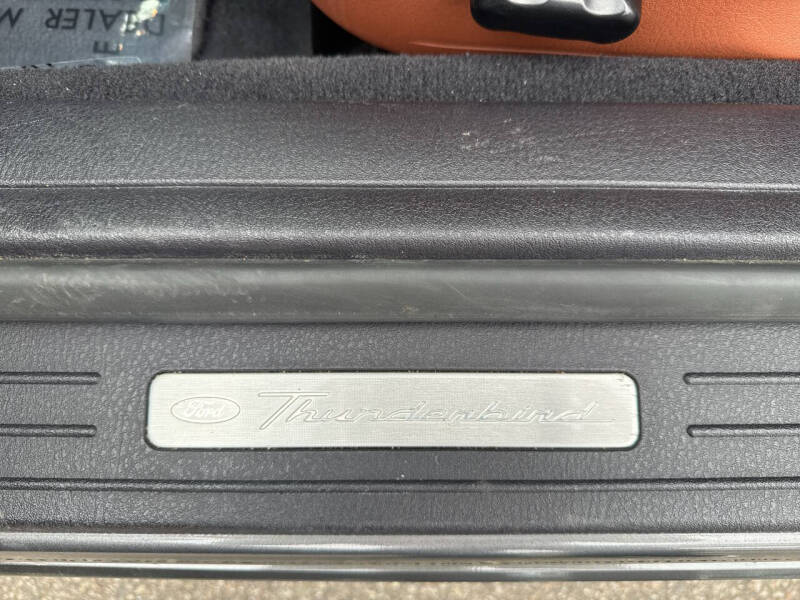 2003 Ford Thunderbird Deluxe