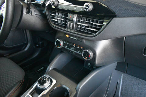 2024 Ford Escape Hybrid ST-Line