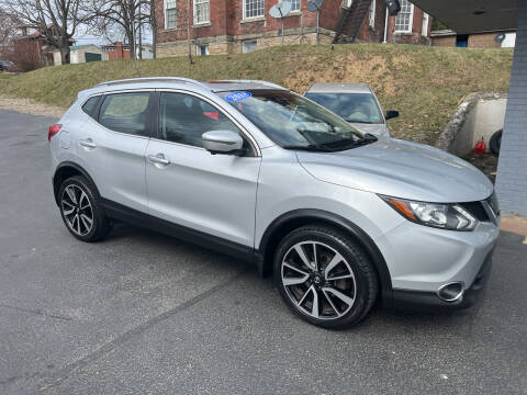 2017 Nissan Rogue Sport for sale at Auto Credit Connection LLC in Uniontown PA