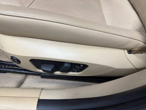 2011 BMW 3 Series 328i