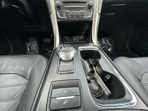 2017 Ford Fusion Energi SE Luxury