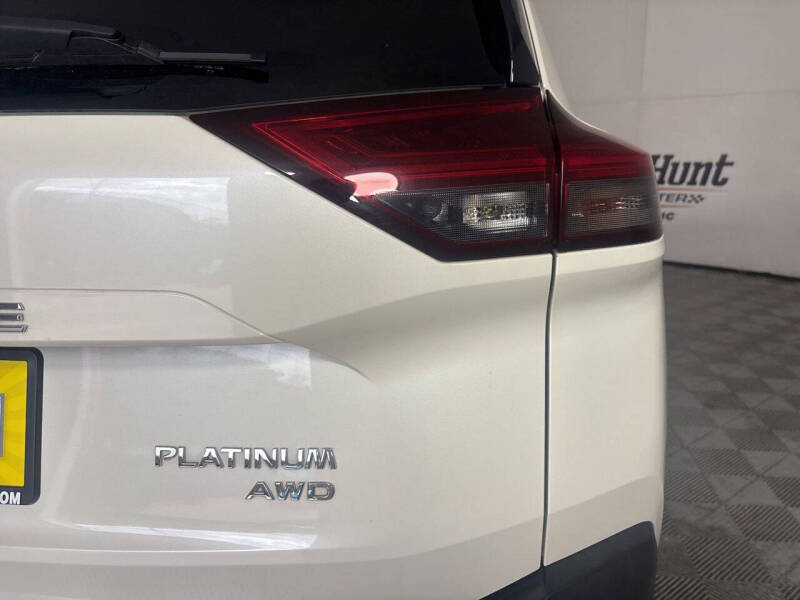 2021 Nissan Rogue Platinum