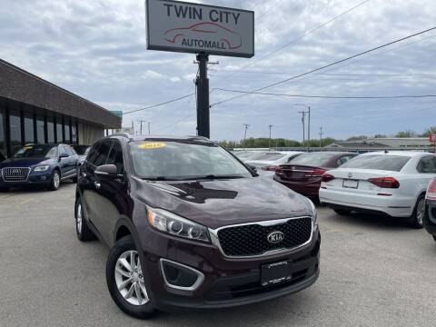 2016 Kia Sorento for sale at TWIN CITY AUTO MALL in Bloomington IL