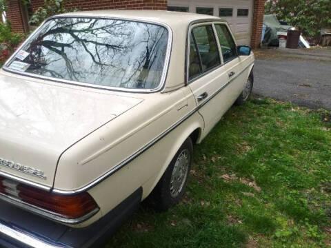 1982 Mercedes-Benz 300-Class