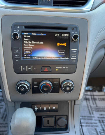 2017 Chevrolet Traverse LS