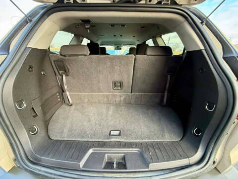 2012 Chevrolet Traverse LT