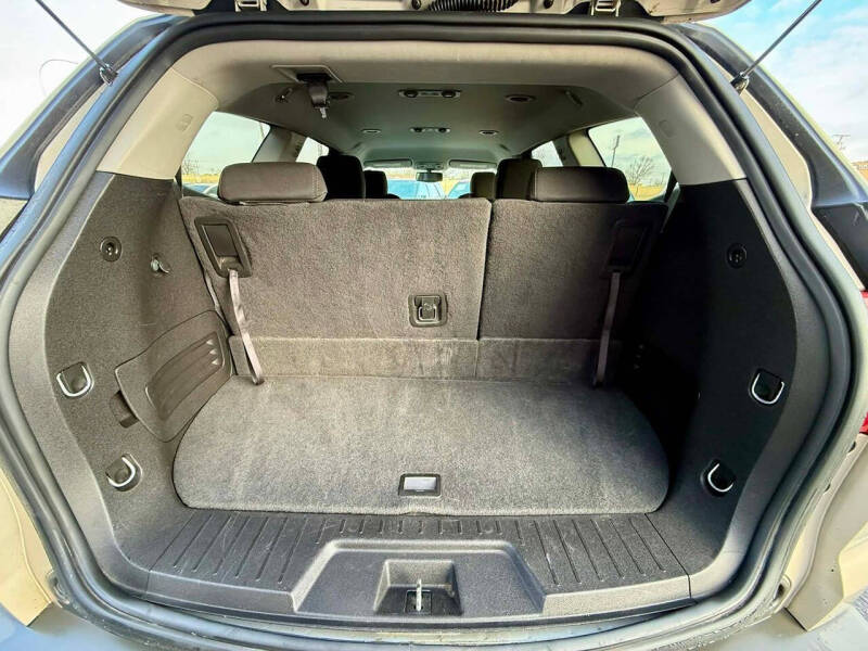 2012 Chevrolet Traverse LT