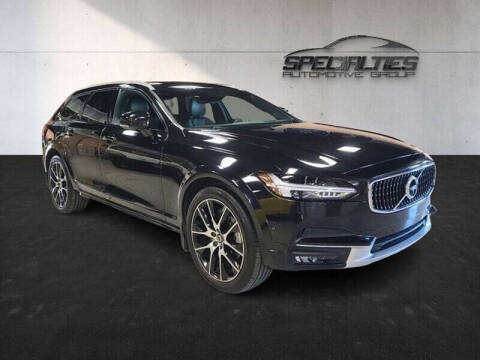 2017 Volvo V90 Cross Country