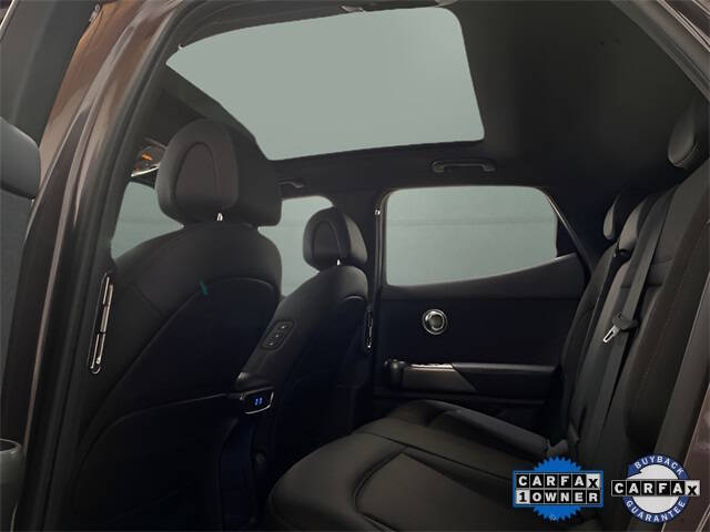 2024 Genesis GV60 Standard