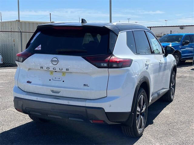 2025 Nissan Rogue SL