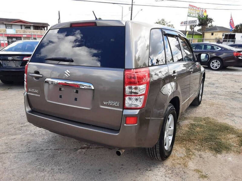 2013 Suzuki Grand Vitara Premium