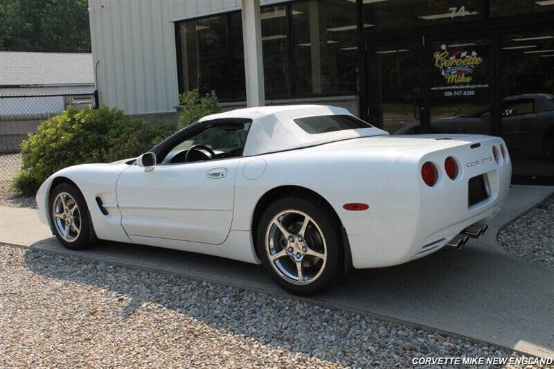 1999 Chevrolet Corvette 11