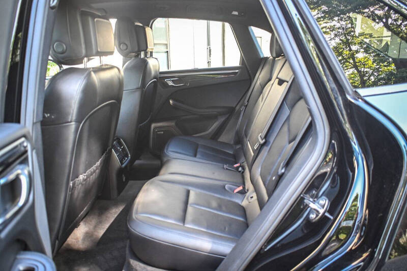2017 Porsche Macan S