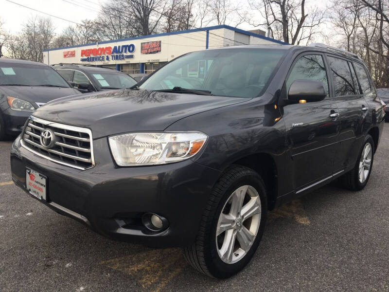 2010 Toyota Highlander for sale at Tri state leasing in Hasbrouck Heights NJ