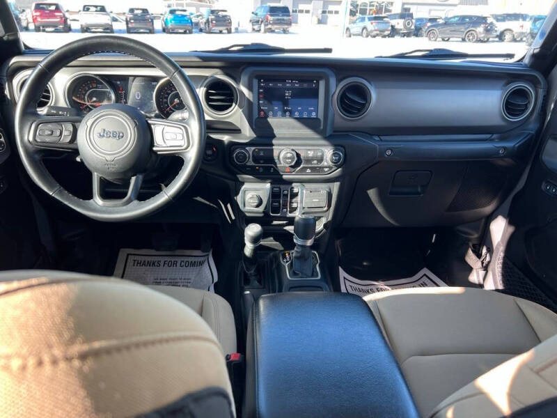 2021 Jeep Gladiator Sport