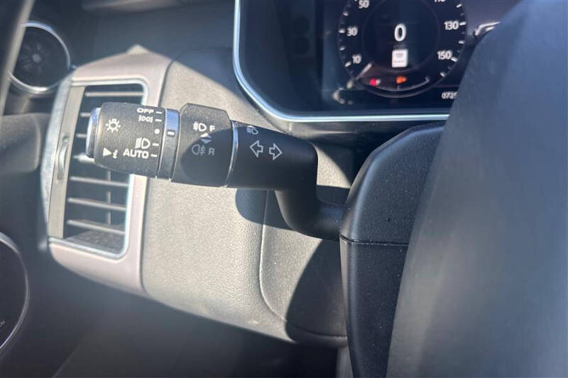 2020 Land Rover Range Rover Sport HSE