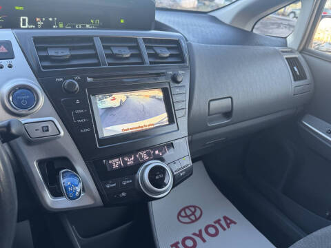 2012 Toyota Prius v Five