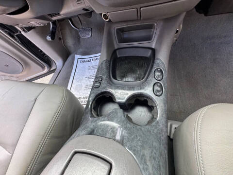 2004 Toyota Sequoia Limited