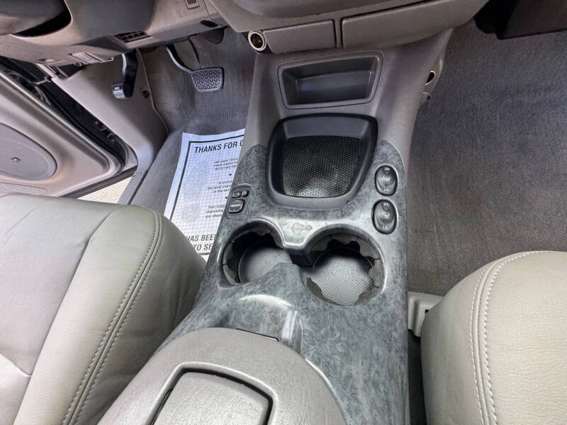 2004 Toyota Sequoia Limited