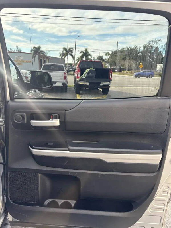 2019 Toyota Tundra SR5