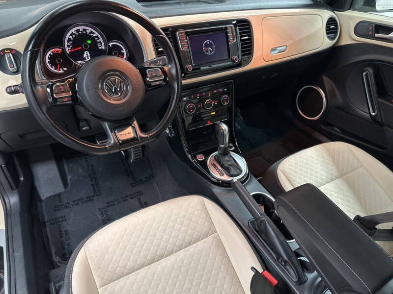 2019 Volkswagen Beetle Convertible 2.0T SE