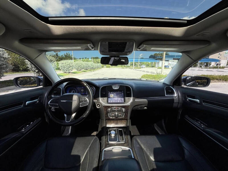 2019 Chrysler 300 Limited