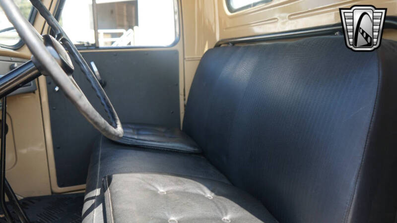 1951 International L-Series