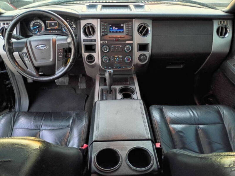 2017 Ford Expedition EL XLT