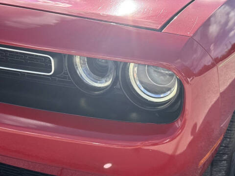 2015 Dodge Challenger SXT