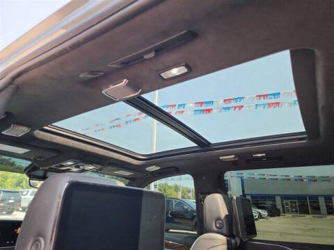 2023 Cadillac Escalade ESV Sport Platinum