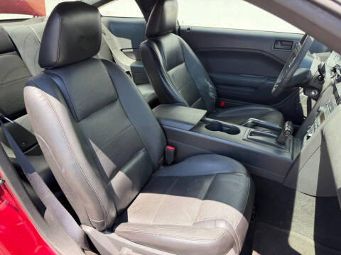2007 Ford Mustang V6 Deluxe