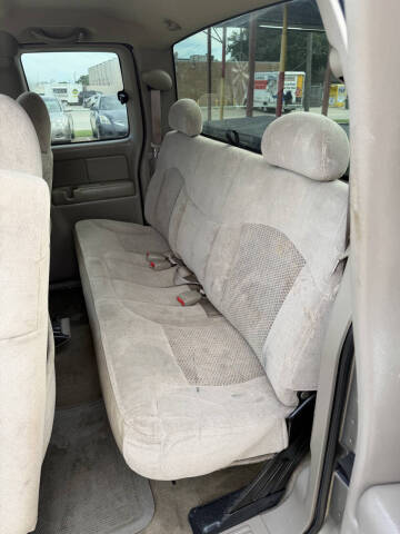 2001 Chevrolet Silverado 1500 LS