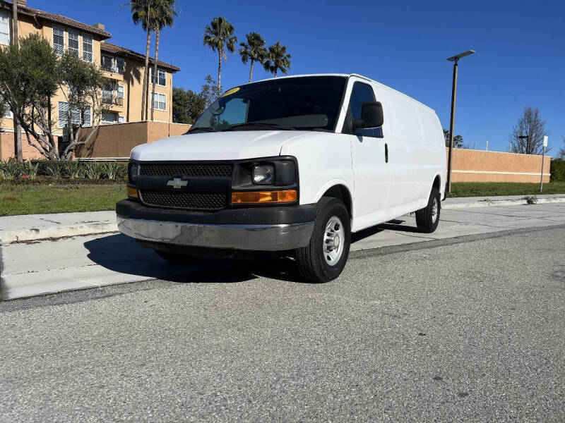 2011 Chevrolet Express Cargo Work Van's photo