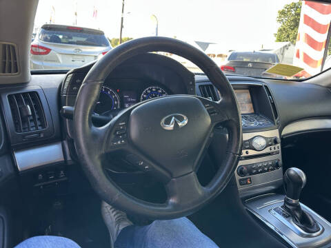 2013 Infiniti G37 Sedan x