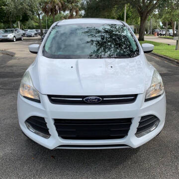 2015 Ford Escape for sale at FLORIDA CAR TRADE LLC in Davie FL