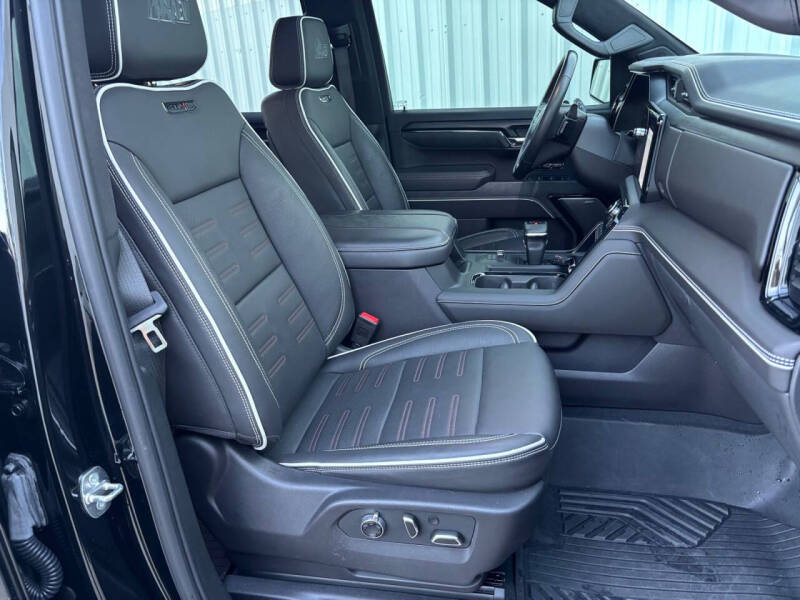 2024 GMC Sierra 1500 AT4X