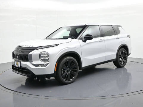 2026 Mitsubishi Outlander LE