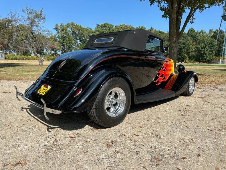 1934 Ford Cabriolet